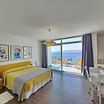 Mimica Nv With Panoramic Sea View 노비비노돌스키