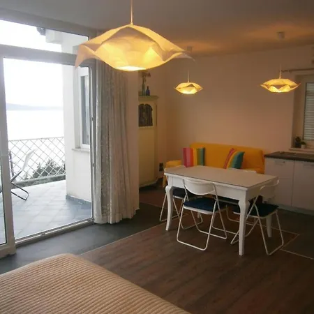 Mimica App Nv For 4 Persons With Sea View *