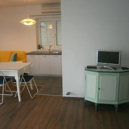 Apartment Mimica App Nv For 4 Persons With Sea View Novi Vinodolski